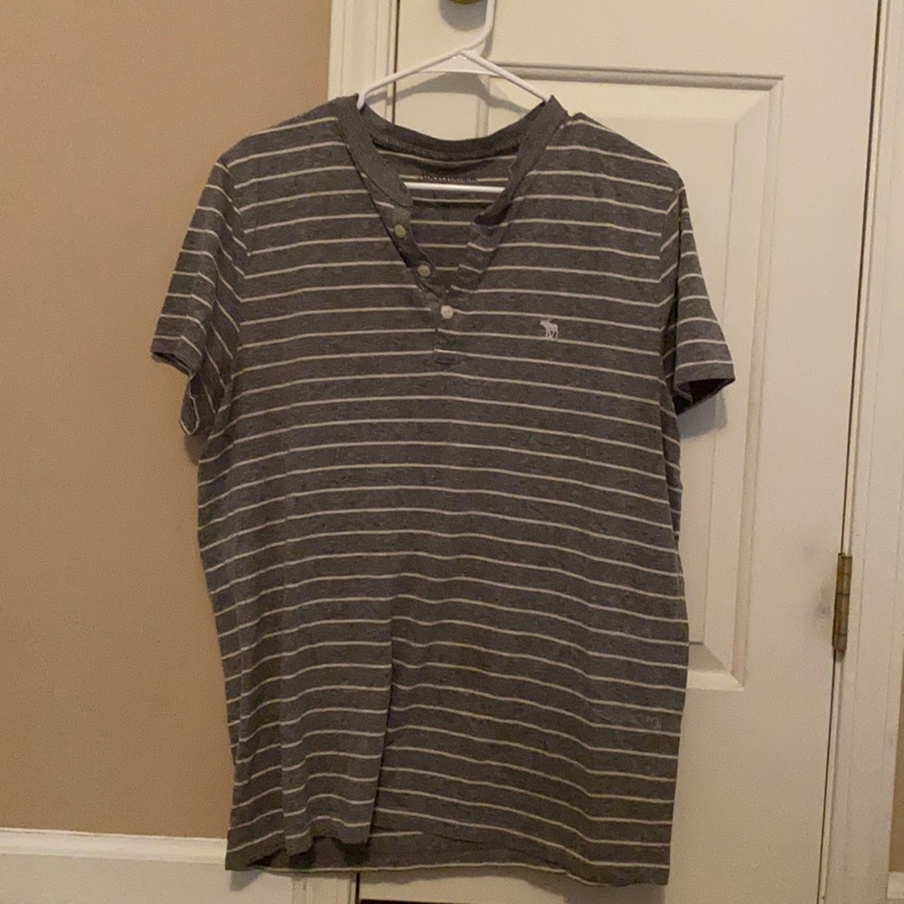 Abercrombie and Fitch tshirt